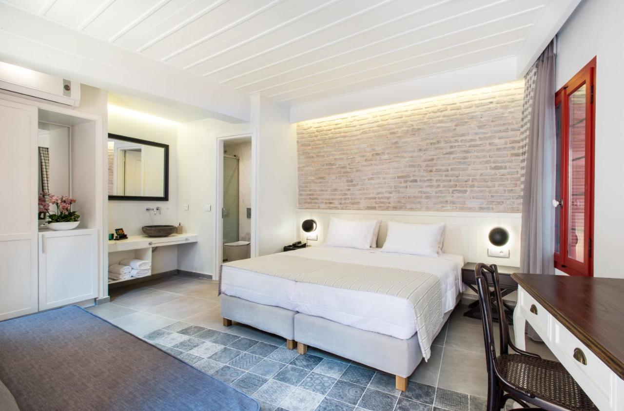 Hotel Off Chania  ภายนอก รูปภาพ