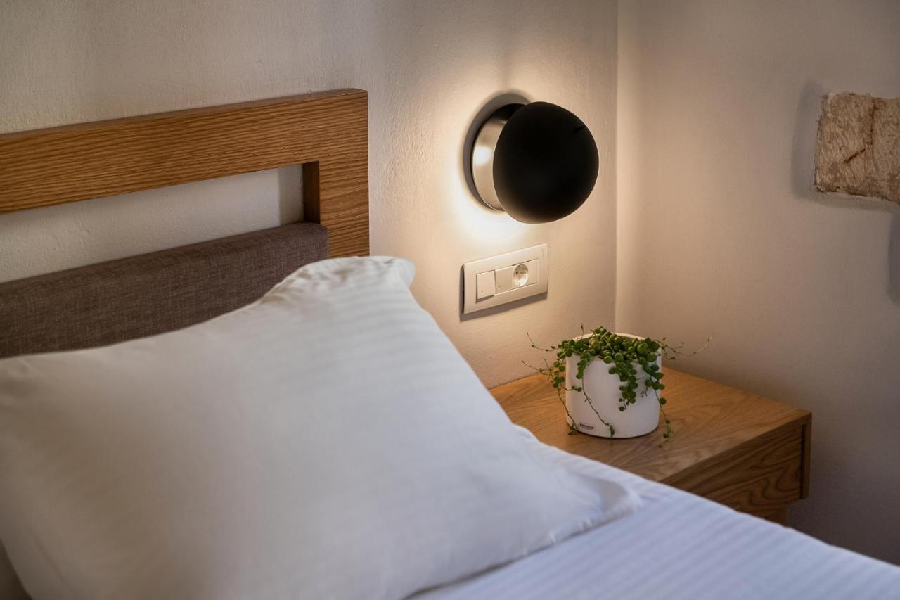 Hotel Off Chania  ภายนอก รูปภาพ