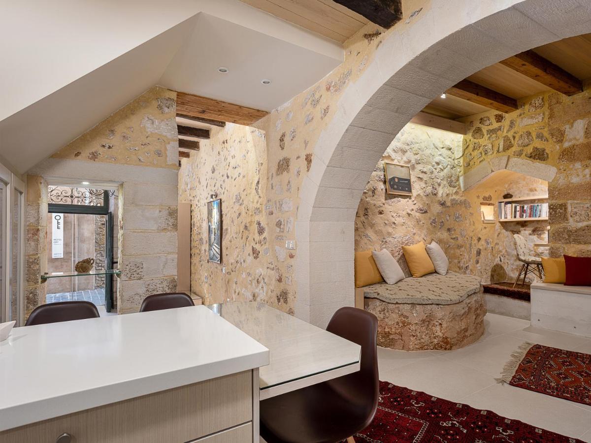 Hotel Off Chania  ภายนอก รูปภาพ