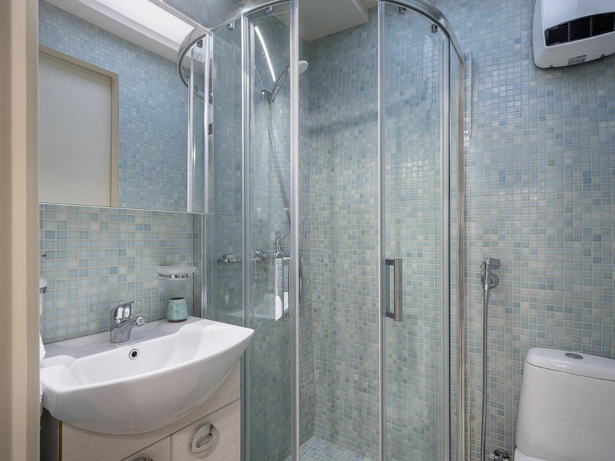 Hotel Off Chania  ภายนอก รูปภาพ