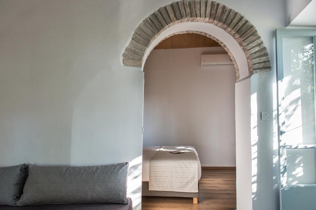 Hotel Off Chania  ภายนอก รูปภาพ